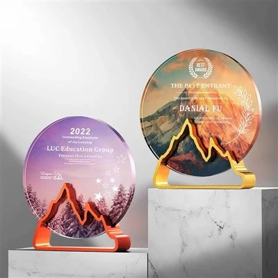 Pingat Kristal Bulat Pangkalan Gunung